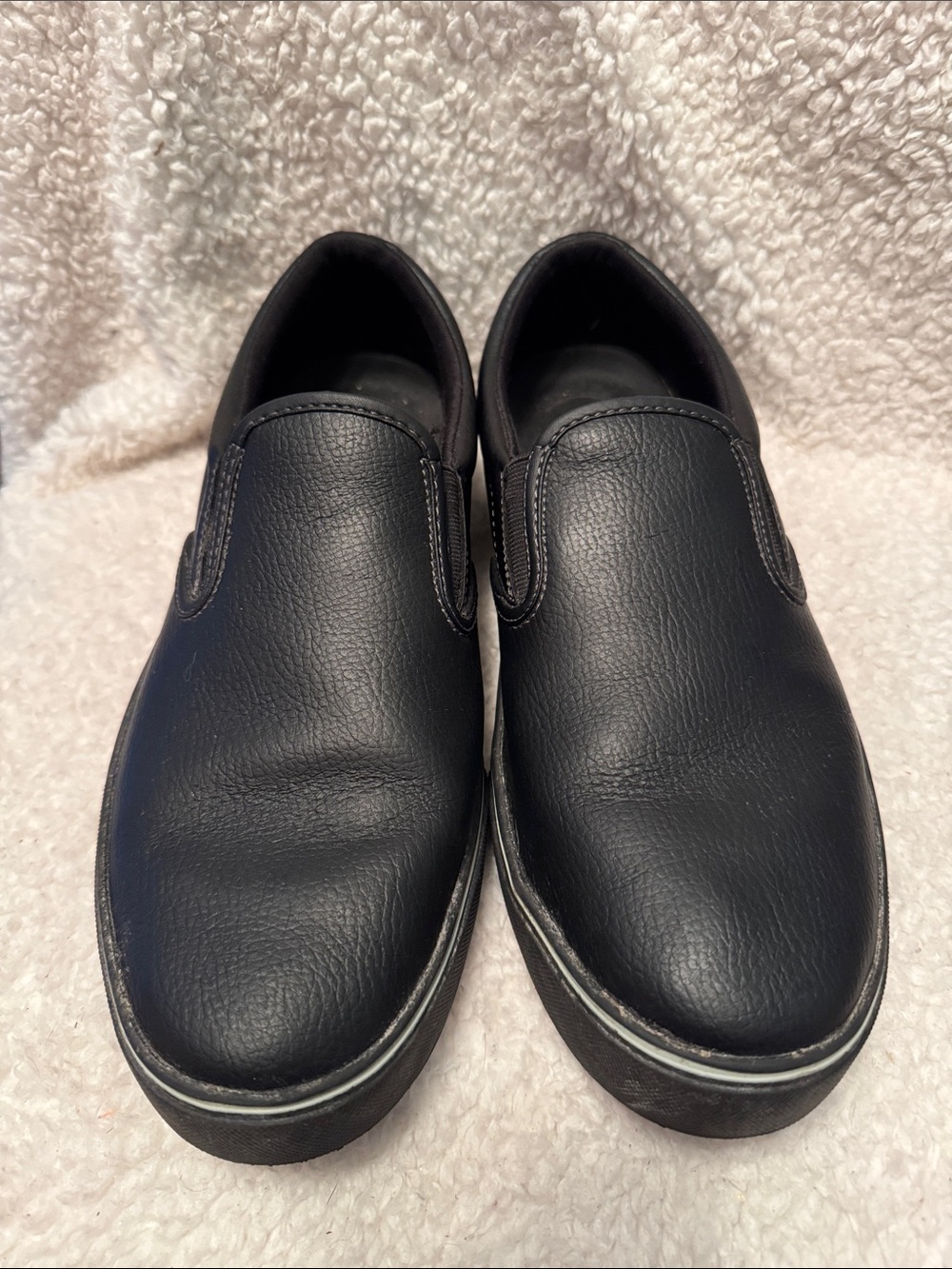 Tredsafe Unisex Ric Slip Resistant Men's Black Slip-On Leather Shoes size 11 - Picture 1 of 10